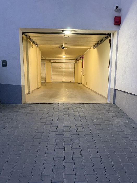 Продават /отдават се под наем Подземни гаражи в нова сграда над Била 1