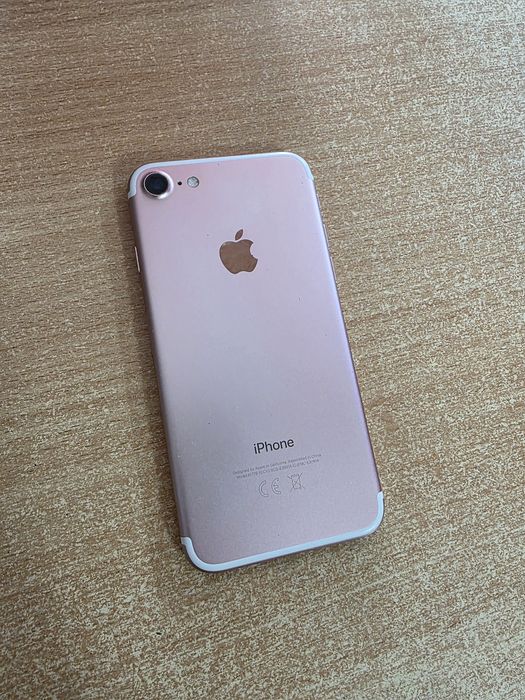 iPhone 7, память 32 Гб