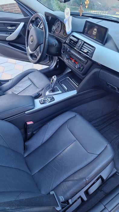Vand BMW Seria 3 F30  320 XDrive 184CP. An 2013 07