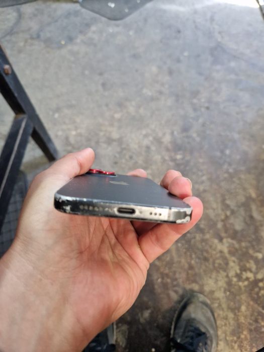 iphone 15 86% baterie