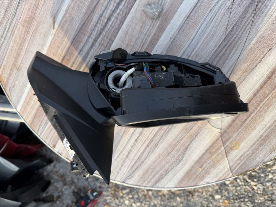 Огледало Peugeot 2008