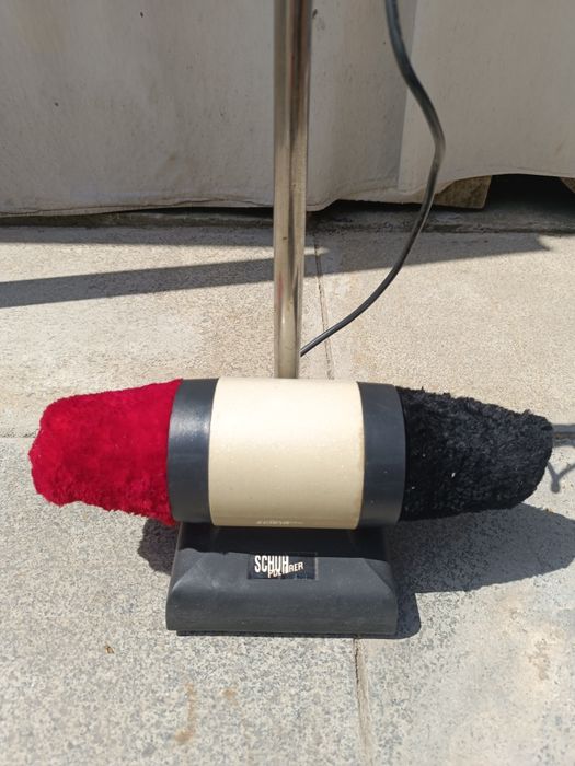 Машина за почистване, лъскане на обувки