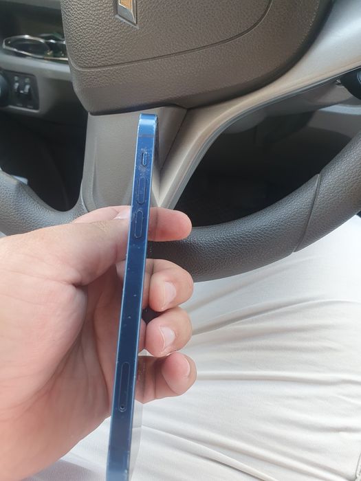Продам iphone 12 128gb