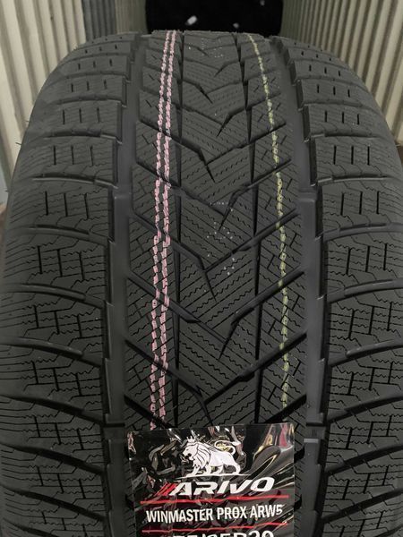 Нови зимни гуми ARIVO Winmaster ProX ARW 5 275/35R20 102H XL НОВ DOT
