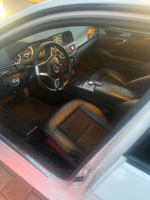 Mercedes e class