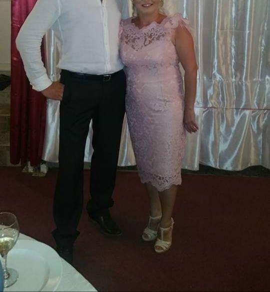 Rochie Ocazie din Dantelă și Fulgi