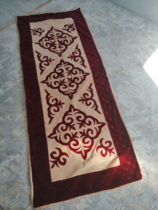 Курак корпе, корпе тыс