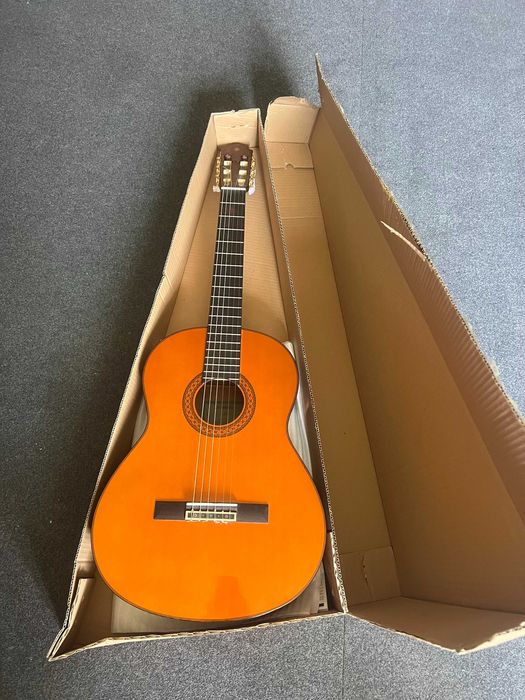 Классическая гитара Yamaha C80