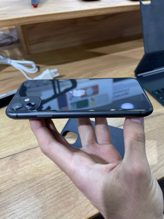 Iphone1164gb black
