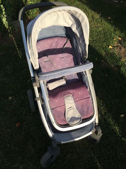 Бебешка количка Lorelli