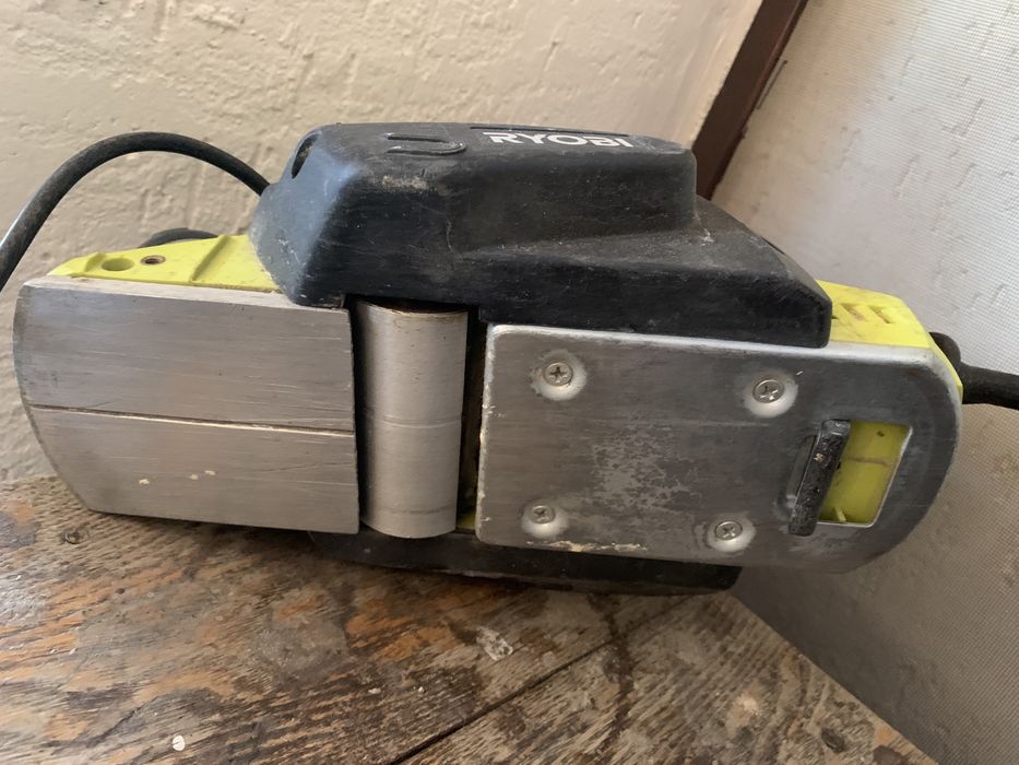 Продаю Электрорубанок