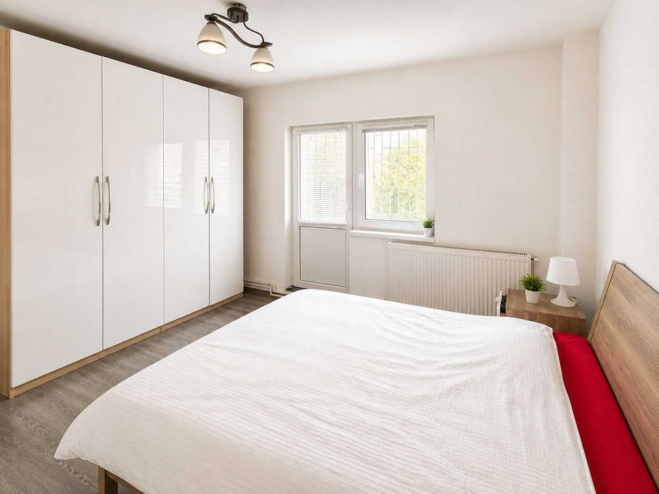 Vanzare apartament 2 camere transformat in 3, Nerva Traian, Timpuri Noi