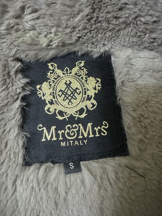 Продам парку. Натуральный мех!