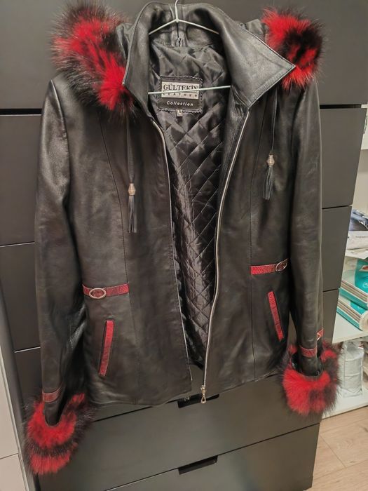 Vând geacă din piele naturala