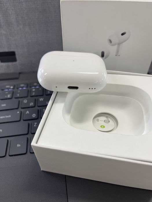 Кейс Airpods Pro 2 оригинал