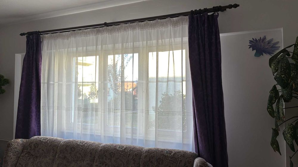Set draperii mov + perdea alba cu galerie 240 cm - 300 lei