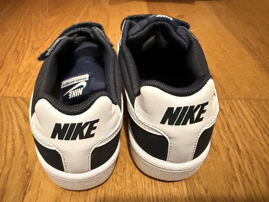Pantofi baieti Nike nepurtati