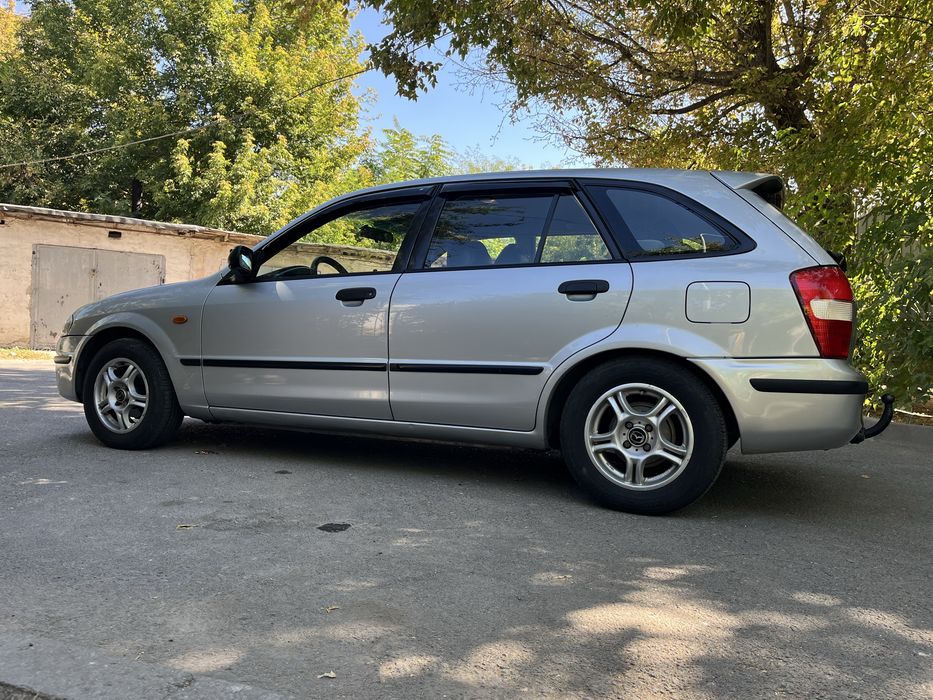 Mazda323 bj хетчбек