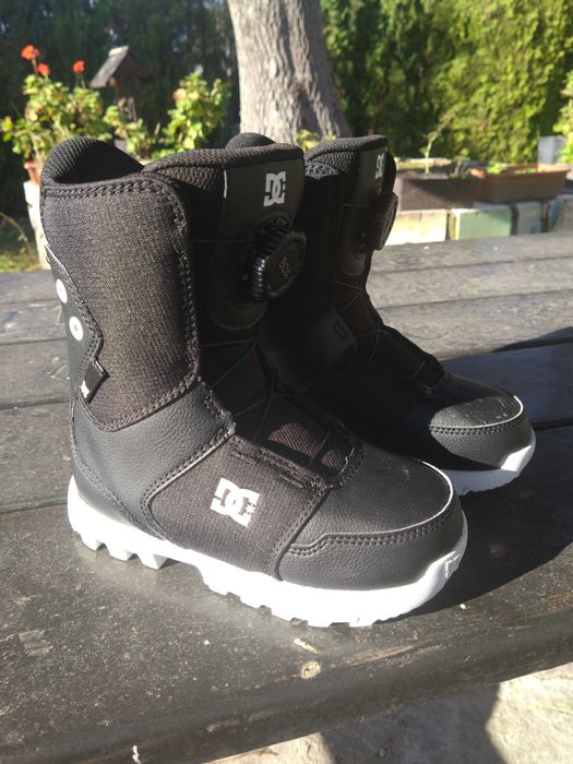 детски сноуборд обувки  kids snowboard boots DC shoes  EU 32