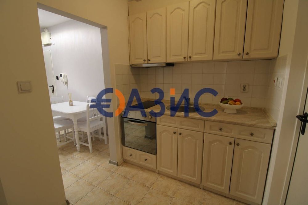 Продава се Тристаен апартамент в Свети Влас - 66 кв.м за 734 €/кв.м - Снимка #11
