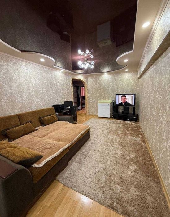Срочно продается 3х ком квартира, ориентир: Ц-6 метро Минор, 70м²
