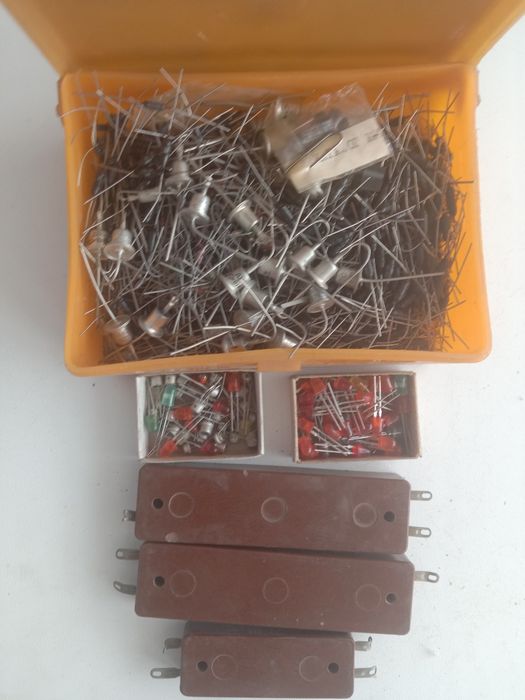 Радиодетали советские.