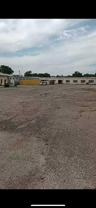 Сдаётся промышленная база 1.5 га в Чирчике — под склад и производство