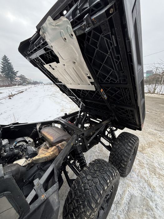 Can am utv 6x6 defender