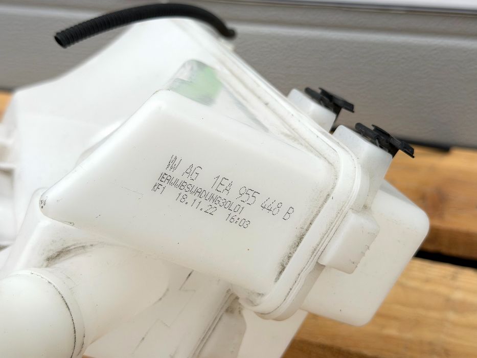 Казанче чистачки AUDI VW 1EA955448B
