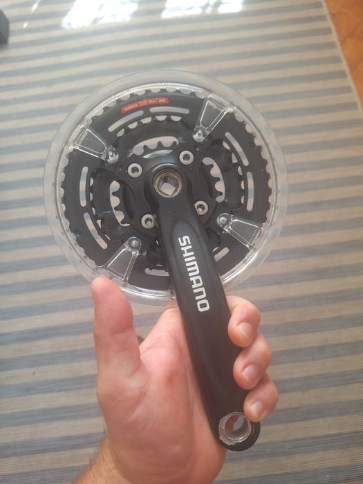 Angrenaj bicicletă Shimano cu filet defect