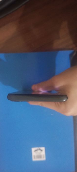 Infinix hot 12 karobka bor