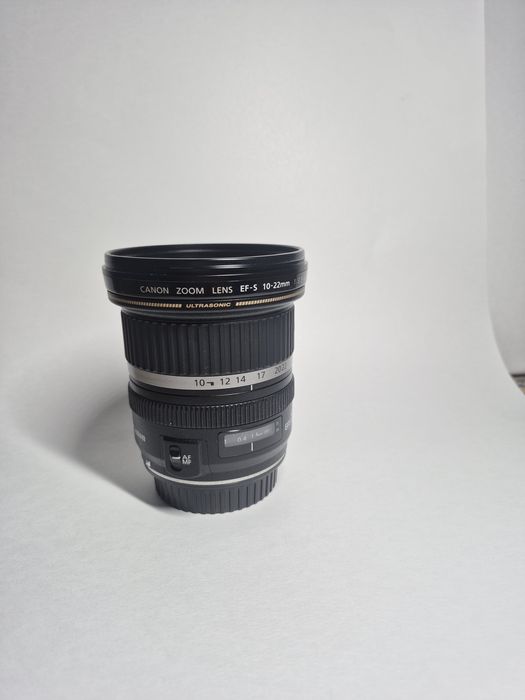 Широкоугольный объектив Canon 10-22