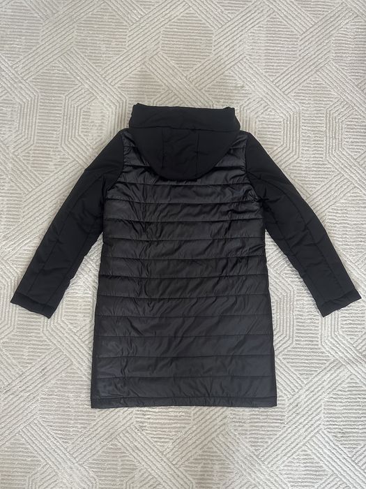 Продается куртка на девочку