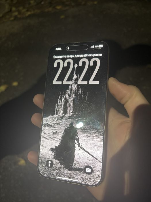 iphone 16 pro max gold