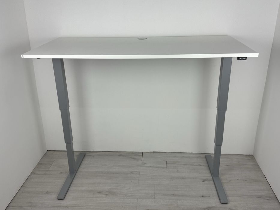 Бюро електрическо регулируем подходящо за домашен офис и бизнес среда