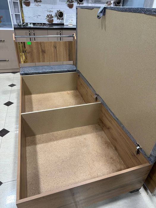 Yakka spalni tillo faton