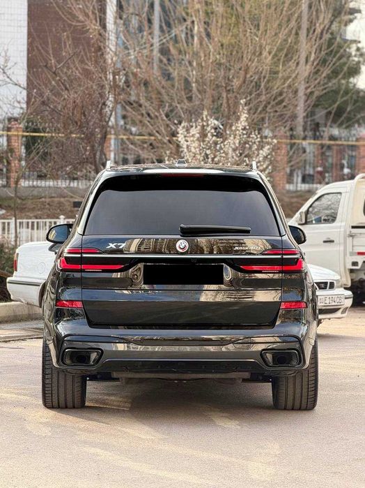 Sotuvda BMW X7 xDrive40i