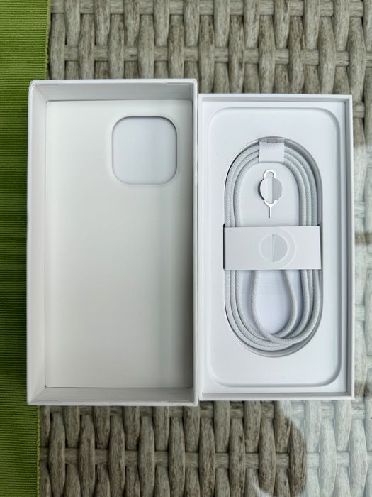 iPhone 16 Pro Max Desert Titanium 256GB