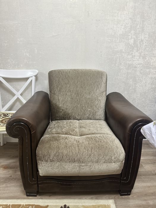 Продам кресло срочно