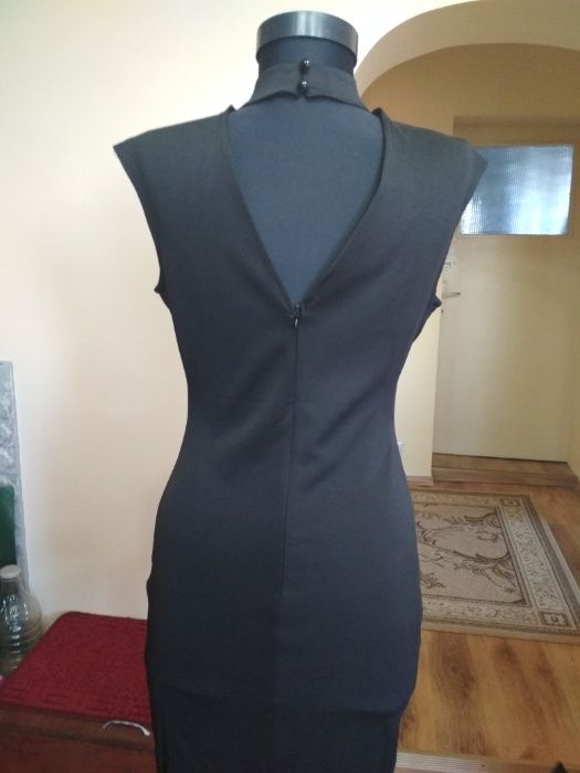 Черна рокля рокля с пайети