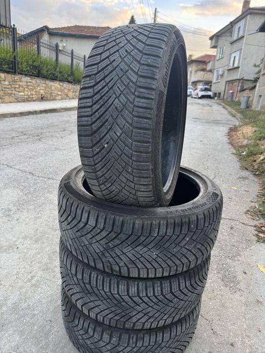 225/40/18 Continental  AllSeason Contact 2 DOT4124