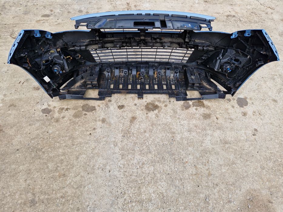 Bara fata completa Renault Grand Scenic 2011