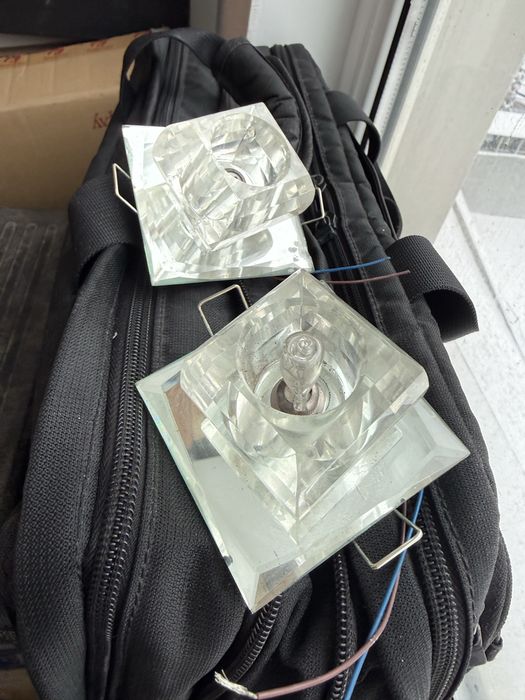 Споты в отличном состояний