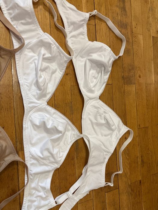 Чисто нови 3 броя M&S сутиени размер 85D