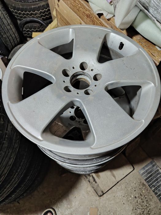 Продам диски  на мерс