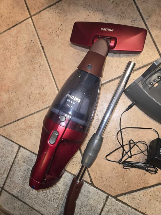 Безкабелна прахосмукачка Phillips 14,4v