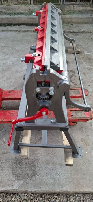 Vând mașină fălțuit, îndoit tablă!