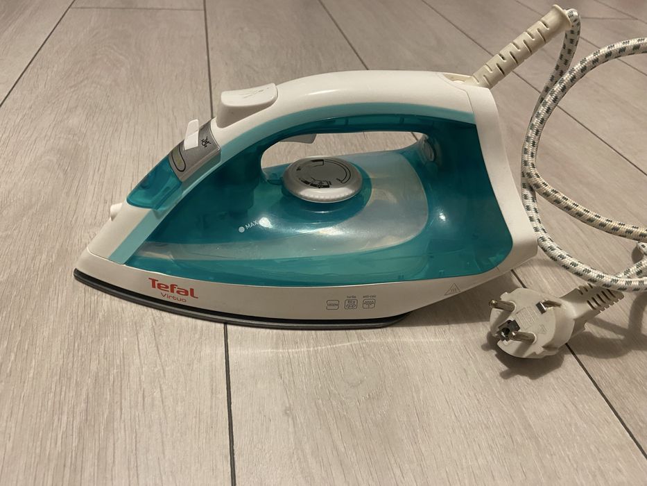 Fier de calcat Tefal
