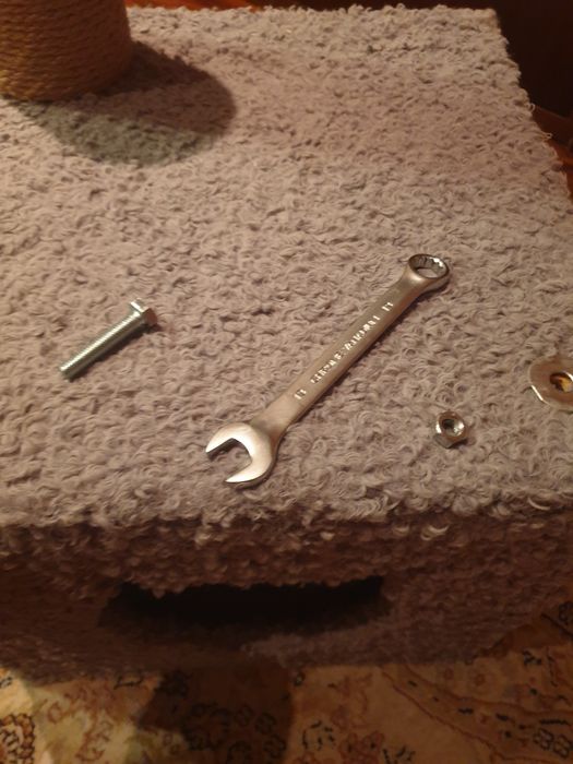 Дом с когтеточек для кошек