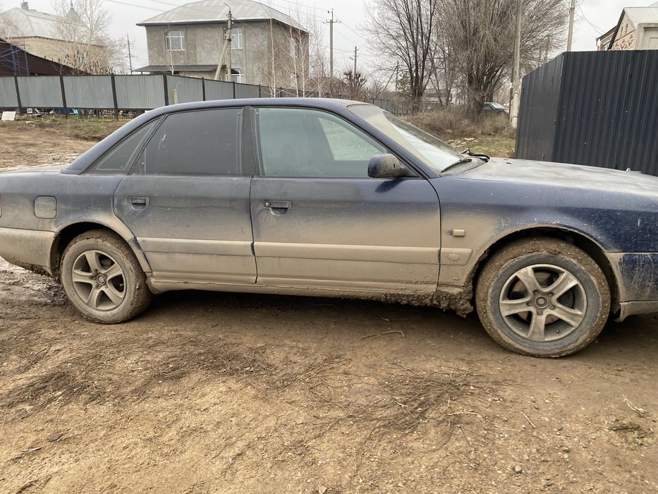 Продам машину ауди а6 с4